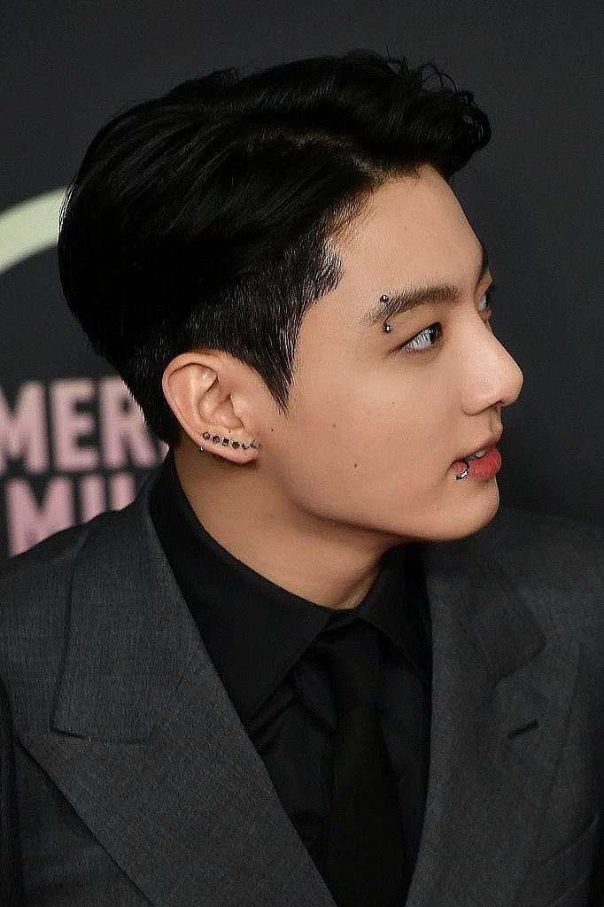 babyeuphxria's tweet photo. Jungkook x OC short au

—Papa muda

©babyeuphxria https://t.co/NsfSUtBMAK