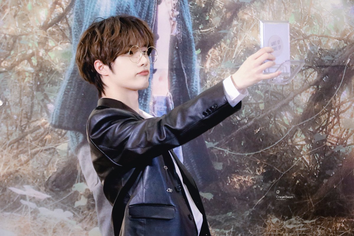 CreamBeom313's tweet photo. 230206 🧁🧸

#범규   #BEOMGYU       
#TXT_BEOMGYU  #TXT_범규 
#TOMORROW_X_TOGETHER              
#TXT https://t.co/LzQYeTTgKv