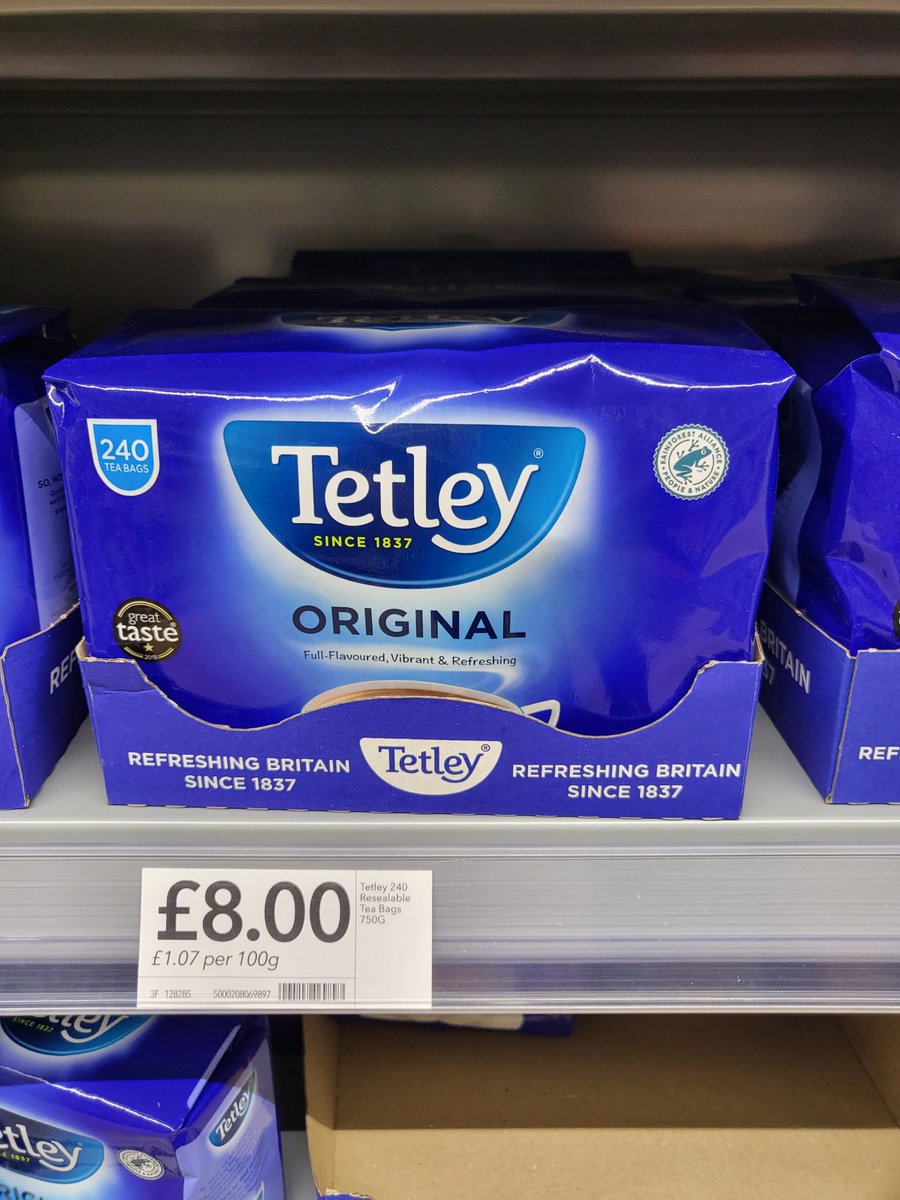 jomeaks's tweet photo. Cost of living crisis? Not helping your customers with these prices, are you @coopuk Take a (tea) leaf out of @Tesco &amp; @AldiUK book! Have a cuppa &amp; think about what you've done... 🤨 #tea #CostOfLivingCrisis #eastsussex https://t.co/3c4J16cvt1