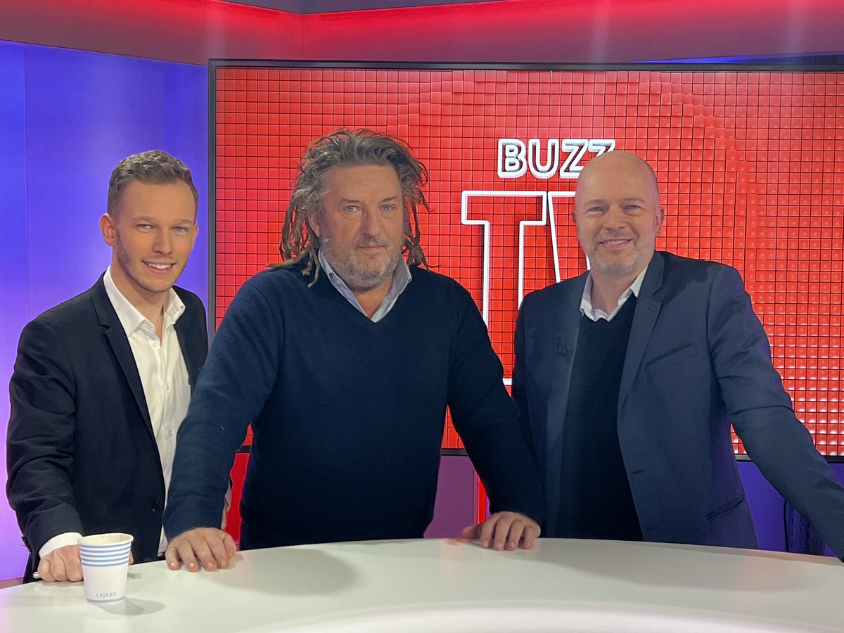 SebastienRimb's tweet photo. #EnPromo
@OlivDelacroix est l'invité du #BuzzMedia avec @nicovollaire & @DCanivez
👉Itw à découvrir à 17h sur @TVMAG
Et RDV à 22h50 sur @France2tv pour @DLYO_Officiel
"Quand la vie vacille" avec des témoignages forts dont celui de @riomavuba
#DansLesYeuxDOlivier https://t.co/aMfTl62t6A