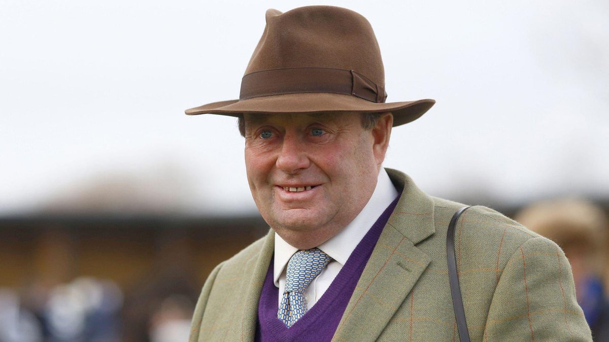 RacingBreaks's tweet photo. We have a winner of our Racing Breaks Legends Lounge competition! 🎉 They have been messaged privately, and we look forward to welcoming them in March.

If you missed out, don't fear... Would you like to join us at Seven Barrows on Sunday? Answer the question below… https://t.co/OFCpjM2D2z