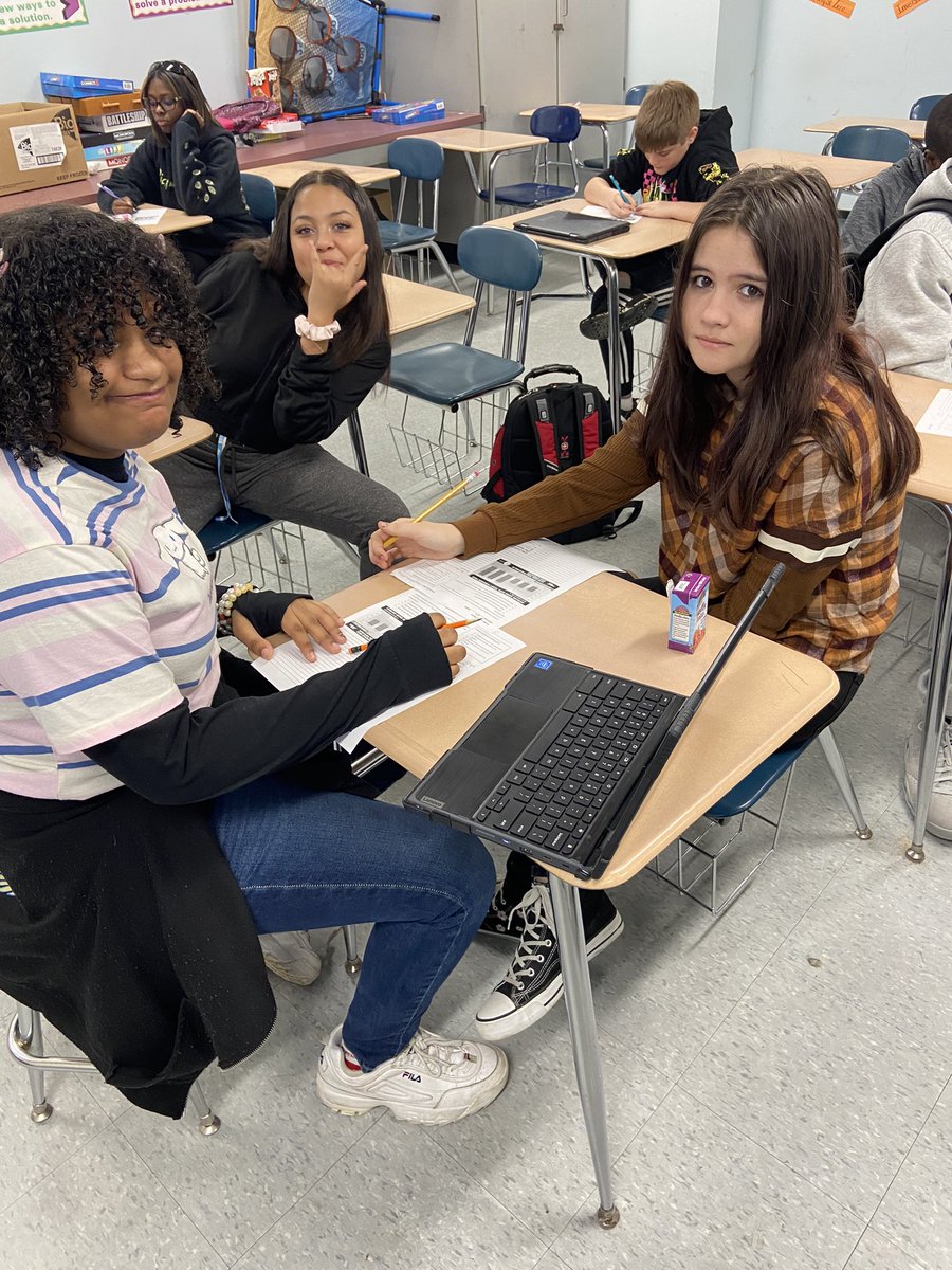 Leslie M. Stover Middle School tweet media