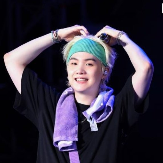 NorIsmah5's tweet photo. @_bts_twt_YNG1 good night too suga, i love you 💜 https://t.co/yGCWt1YVZB
