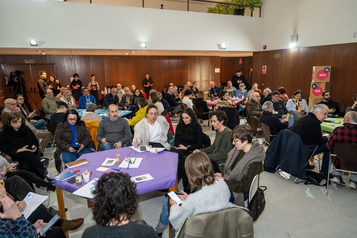 mareatlantica's tweet photo. Cun cento de persoas e unha vintena de entidades, @anovagal e @EQUOGalicia entre elas, comezamos a elaboración do noso #programaparticipativo, que seguirá nos vindeiros dous meses. 

Convosco, #AMareaÉMáis. https://t.co/3puCAsL5MP