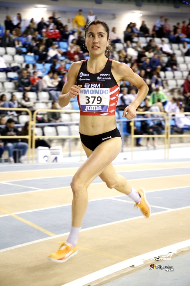 Es <a href="/iraaiamendia/">iraia mendia</a> valor en alza del mediofondo,fondo y trail running español (al tiempo).

Recién Campeona España Sub23 3000mts PC (y x mucho).

No es la 1ª en RRSS pero si en la pista y a la hora de buscar a sus compañeras para darles el abrazo post carrera. CALIDAD Y VALORES 😍