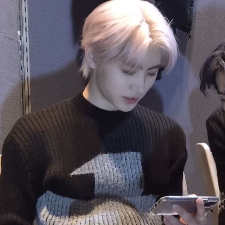 mateo posted an sns update, 

020623, 9:21 PM
⌕ <a href="/MDCafeandBar/">CLOSED.</a>

shot tayo?