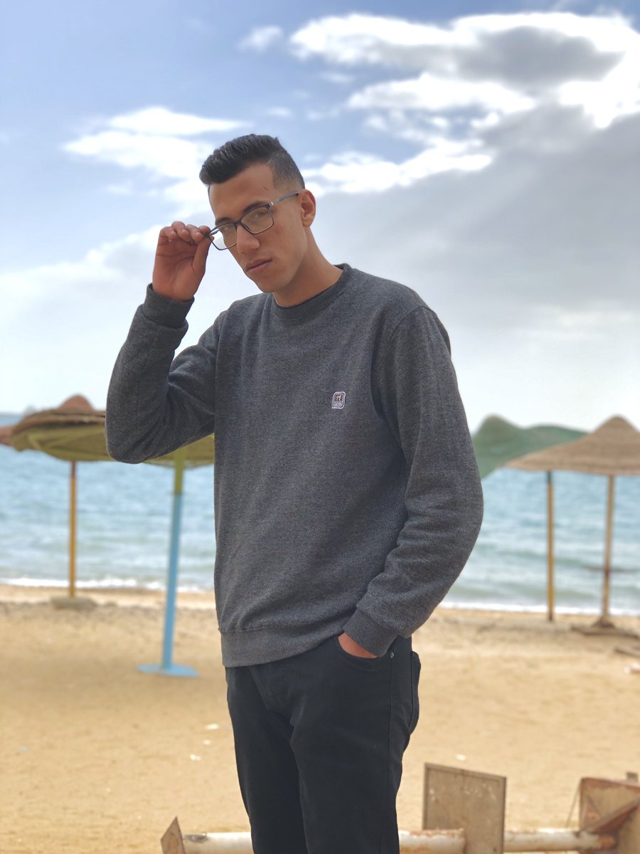 seifeddine200's tweet photo. No caption needed 🖤🖤 https://t.co/4XSiwW2nD3