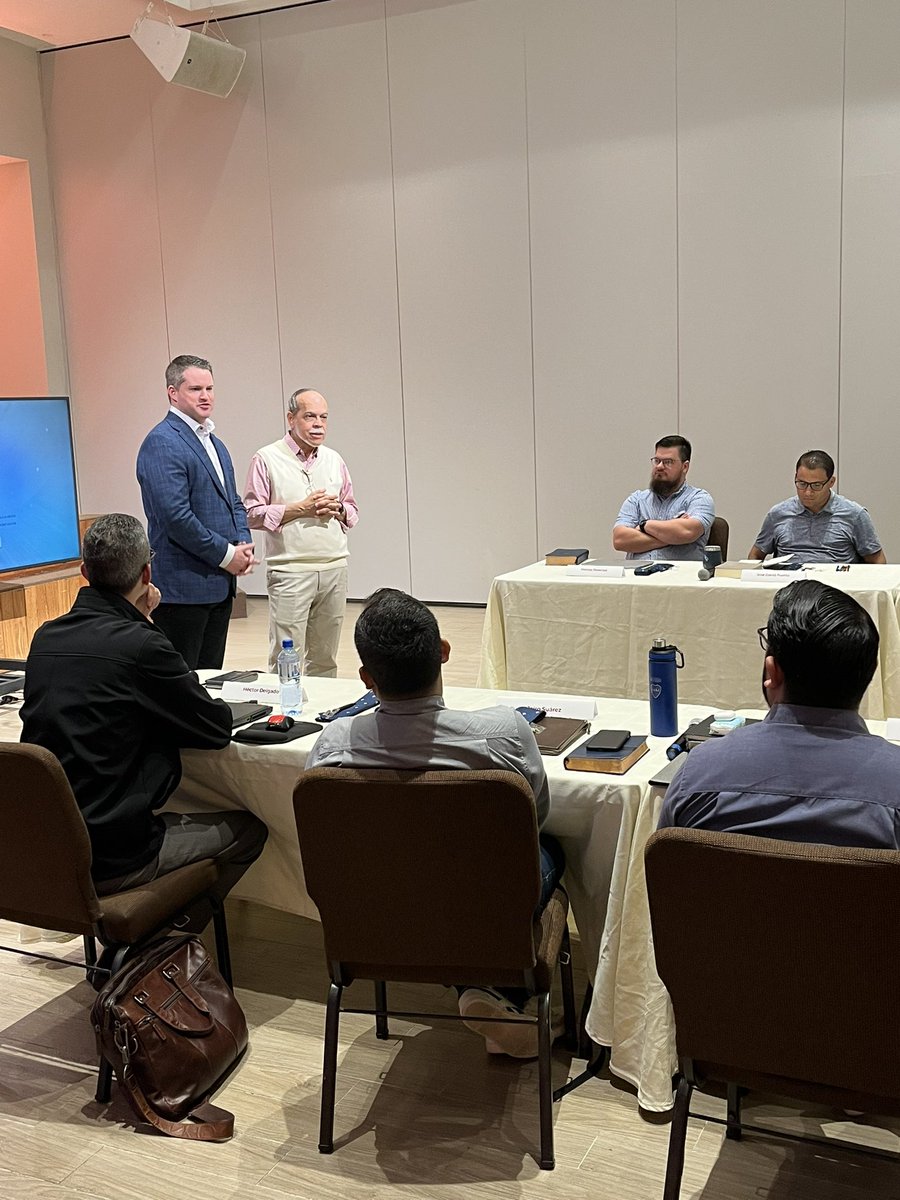 SBTS Hispanos tweet media