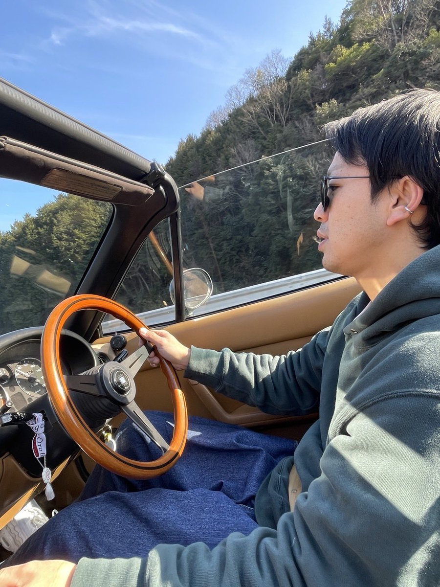 ChildcareRider's tweet photo. #ロードスター 
#ユーノスロードスター 

やっぱりオープンは気持ちいい https://t.co/nTXMBLNuNp