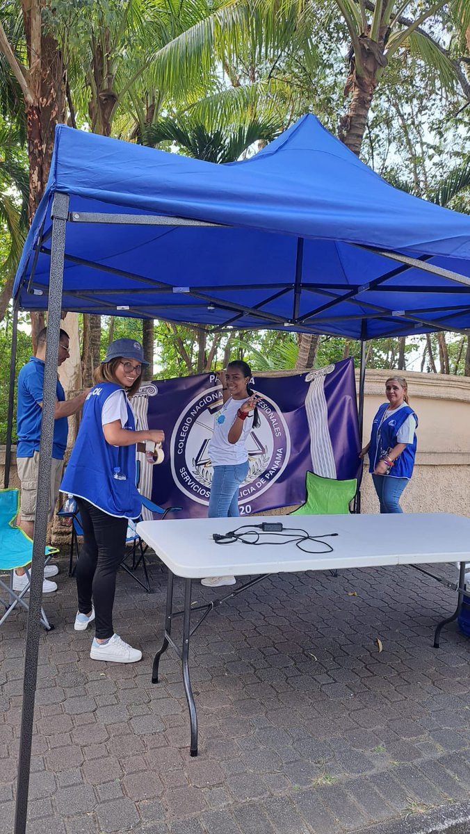 VoluntarioPTY's tweet photo. Contentos de la energía y motivación que nuestros #VoluntariosDePanamá tuvieron durante la Carrera Caminata Juan Ramón Palacios organizada por @FYoTeCreo 

Un ambiente increíble gracias al apoyo de muchos ❤️ solidarios, ONGs participantes, público en general y los #Voluntarios. https://t.co/iUUliWffHX