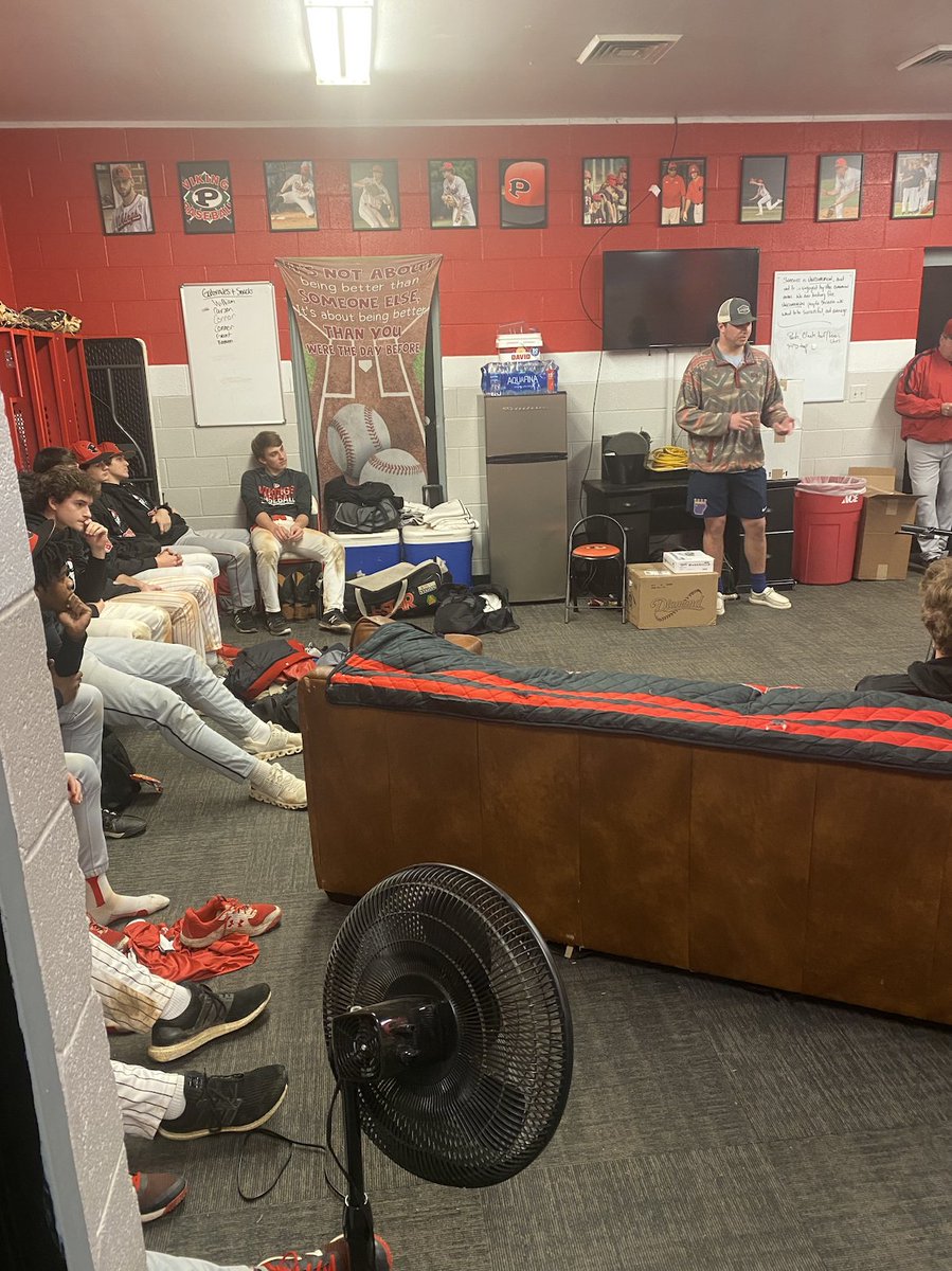 FPDVikingSports's tweet photo. FPD alum Austin Cox (2015) visits with the Viking Baseball team to share lessons from his journey in collegiate and professional baseball.  Austin reports to Kansas City Royals spring training in Arizona this coming Tuesday. #CourageousFAITH #VikingNation https://t.co/PtR5GiepQi