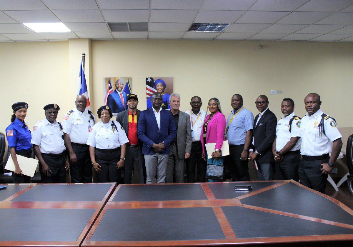 liberia_revenue's tweet photo. We are delighted to announce the signing of an MOU today with DHL Int. (Liberia) Ltd. The objective is to expedite the movement, release &amp; clearance of a certain category of goods consistent with the Trade Facilitation Agreement. 
#PayTexWeAllEnjoy #LRADHLMoU #MovingToBillions https://t.co/pWqmho2CHq