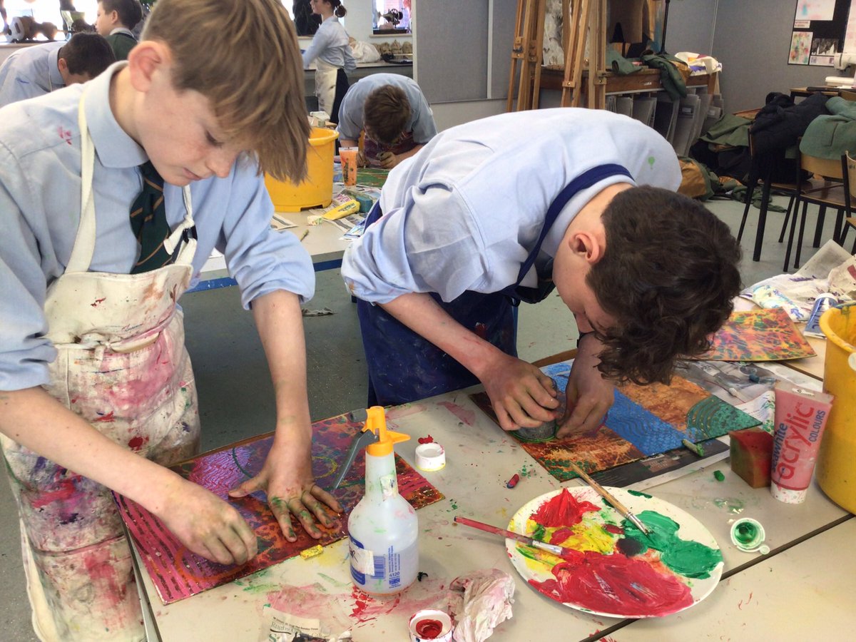 EmbleyArt tweet media