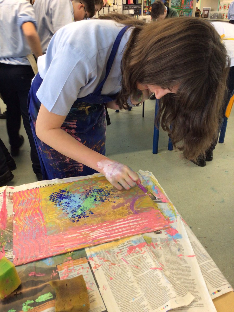 EmbleyArt tweet media