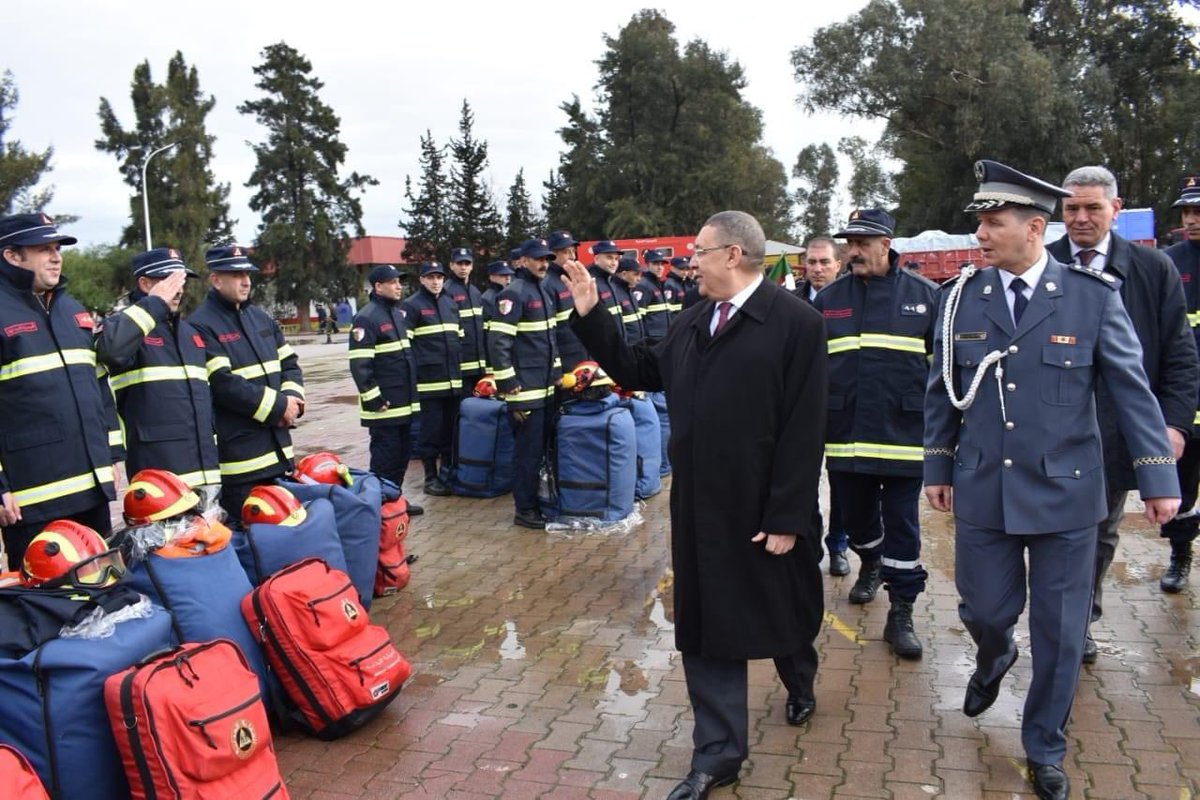 President <a href="/TebbouneAmadjid/">عبدالمجيد تبون - Abdelmadjid Tebboune</a> send the first Civil Protection team to Turkey to participate in rescue and relief operations. The team consists of 89 assistants, doctors and a Sinotechnic team.