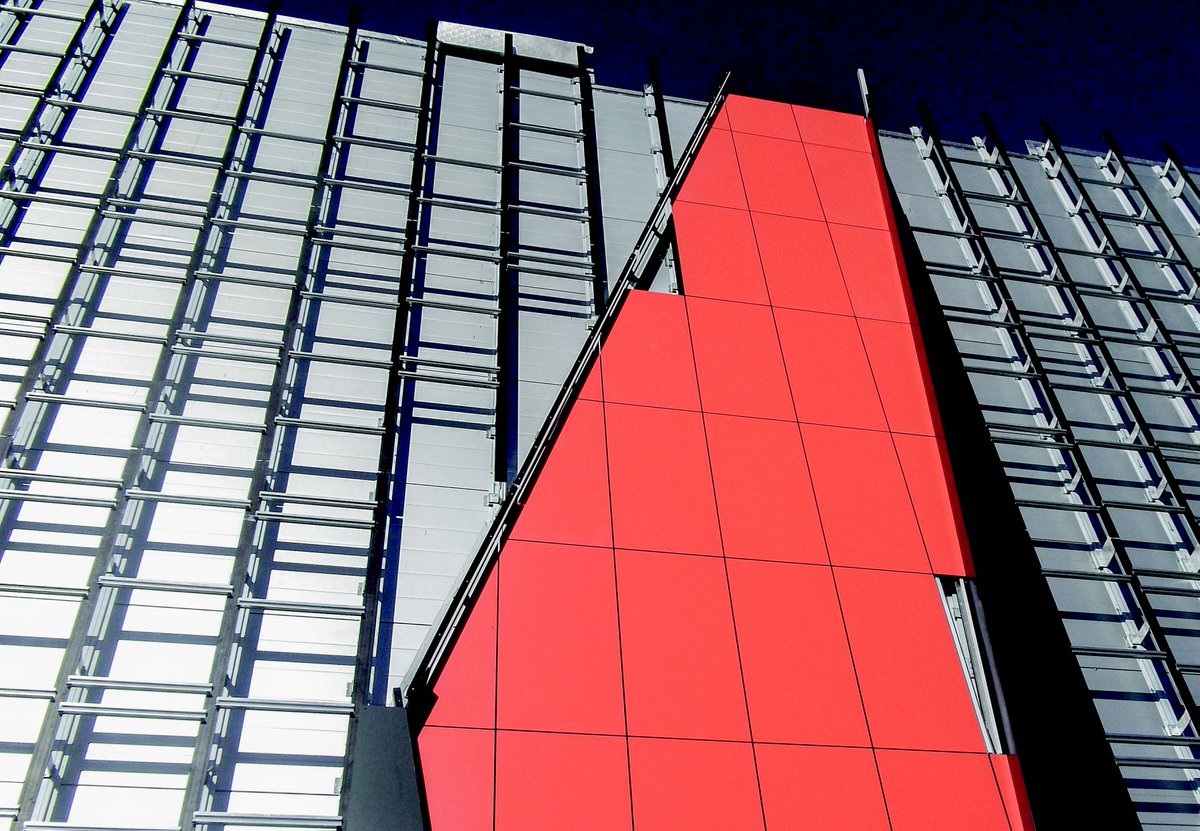 „One-Stop-Shop“ für die VHF à la SFS ➥ bau.st/c7e3p (siehe auch: #VHF #Fassadenbau #SFS)