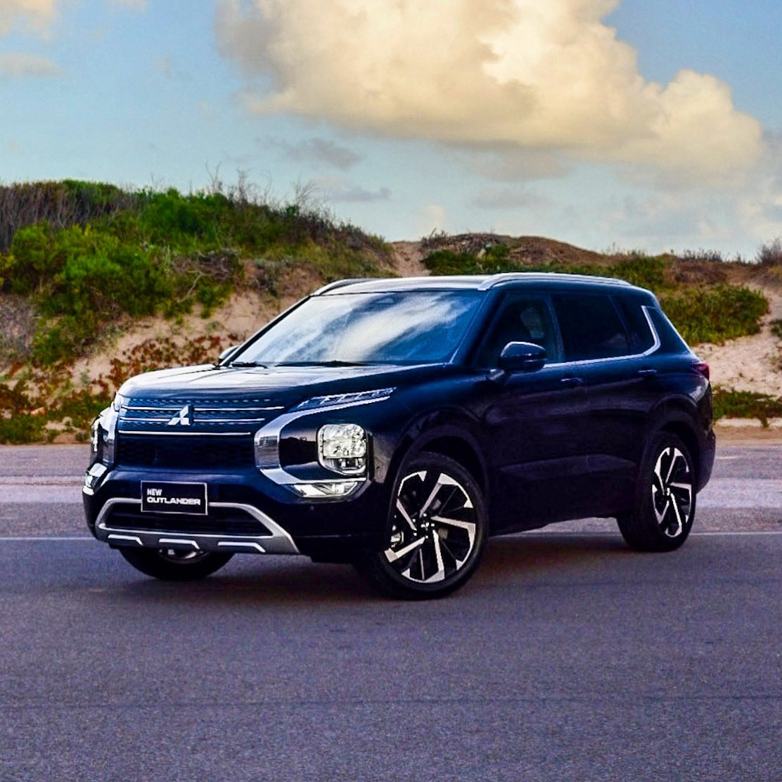 AutoblogUY's tweet photo. Probamos a la cuarta generación del @MitsubishiUY #Outlander
Evaluación completa en https://t.co/ep0ECDCleZ esta semana.
#Mitsubishi #MitsubishiMotors #CMFCD #SAWC #AllNewOutlander #NewOutlander #DriveYourAmbition #SAWD #SUV 🇯🇵 https://t.co/KKxbAamKBd
