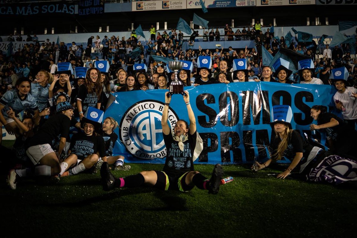 #FútbolFemenino: las piratas vuelven a competir y lo hacen nada menos que en la primera categoría del femenino. 

“Mi sueño con el club era ascender y jugar en primera y es algo que está por cumplirse”. <a href="/pepagomez/">Romina Gomez</a>. 

📝Por <a href="/Juliito00/">Julito</a>