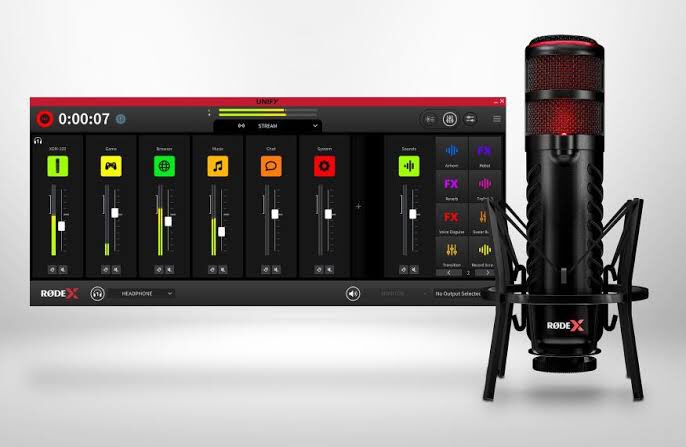 I tried out the Rode XDM-100 today on stream. It’s a USB mic with its own mixer software, designed specifically with streamers and gamers in mind. Check it out here! rodex.com/en #gifted <a href="/rodemics/">RØDE</a>