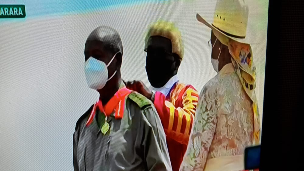 aguti_monica's tweet photo. UPDATE: The President of the Republic of Uganda, Gen. (Rtd.) @KagutaMuseveni awarded the Order of Katonga Star, the highest military decoration of the Ugandan Honours System.#UPDFat42
#TareheSitaUG https://t.co/U6bDb3NXxu