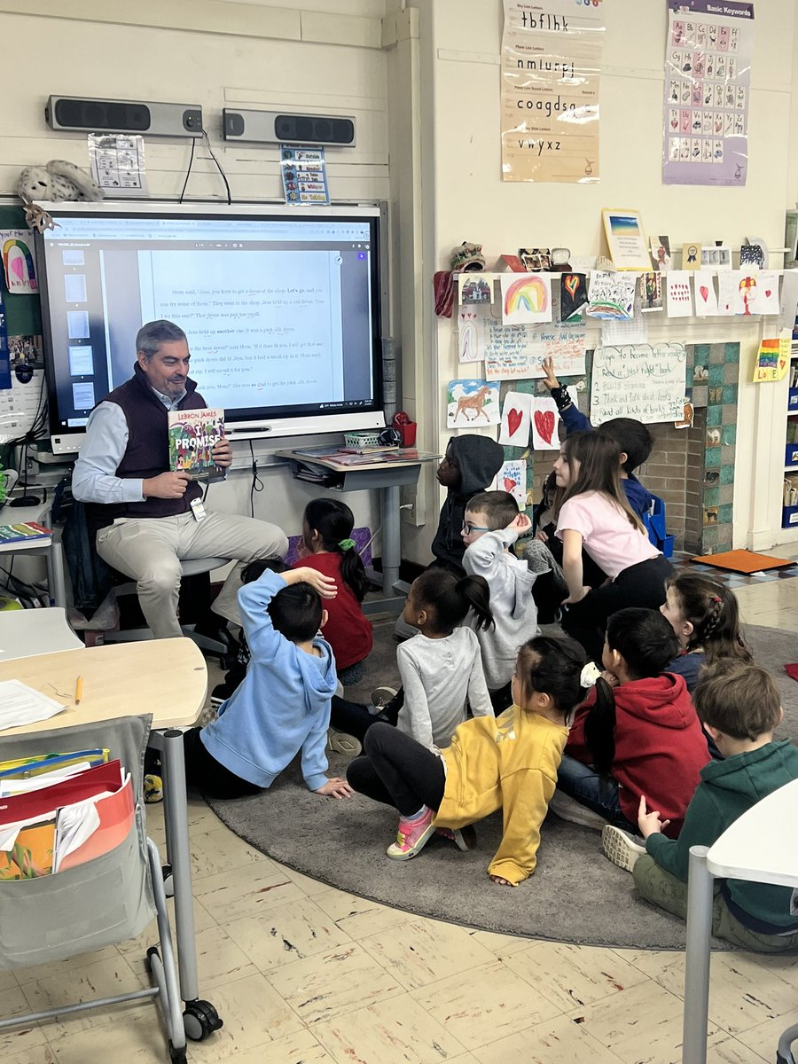 ProspectHill17's tweet photo. We continue our American Read-in as part of our Black History Month celebration as we welcome guest readers @ProspectHill17 Thank you Dr. Bowman, Dr. Garcia and Dr. Champ @PelhamSchoolsNY https://t.co/RSedqJ6aoI