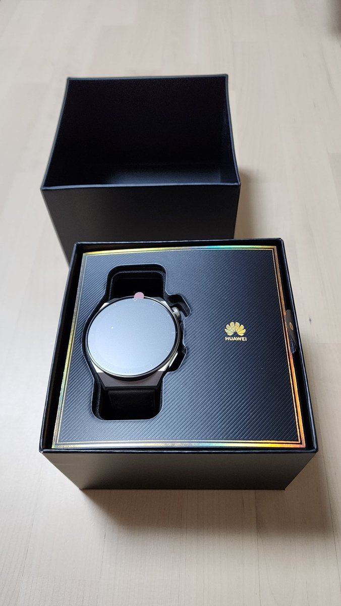 riri_mustang's tweet photo. 最新スマートウォッチ買ってしまった🤭
Apple Watchもいいけど、
Huawei Watchも良きですよ♪
2週間充電不要なのは最強✨
#Huawei #GT3Pro https://t.co/UpDt1nXuVn