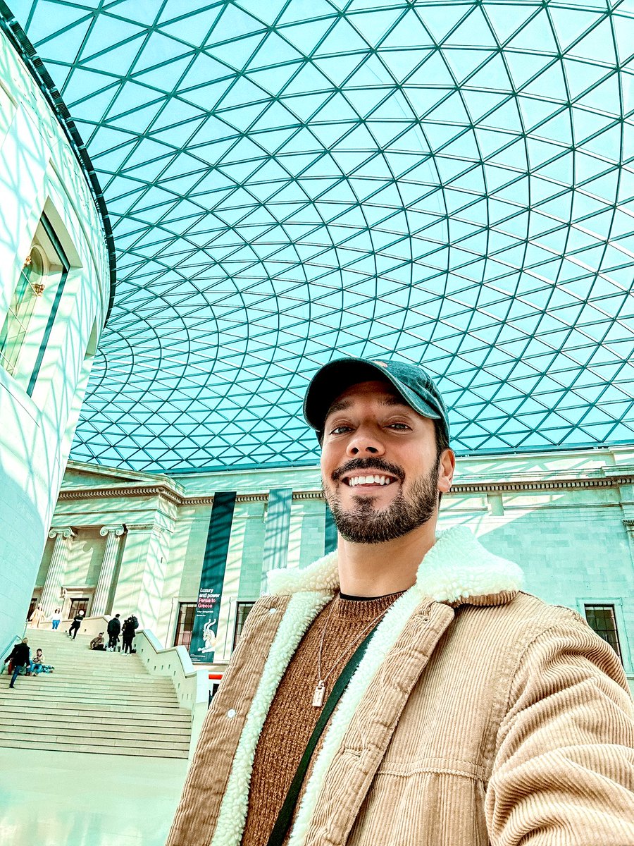 rogergzz's tweet photo. Empezando el día en el Museo 🇬🇧 https://t.co/qc3ABBu56s