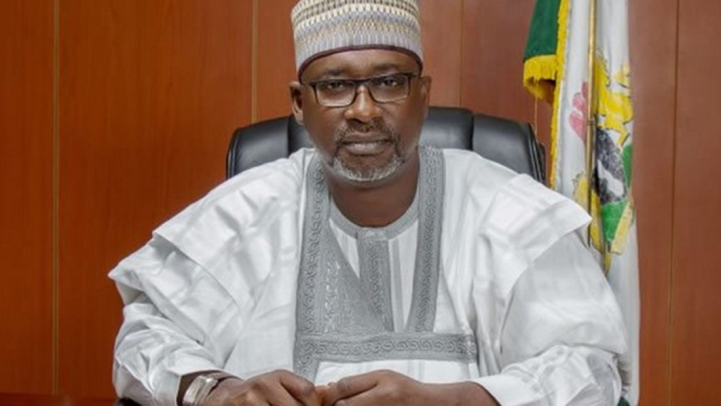 lfreemansafrica's tweet photo. Africa Suffers From A Lack of International Support For Transaqua Water Project. #Transaqua would replinish shrinking #LakeChad and transform continent of #Africa. Below, #Nigeria Minister of Water, Suleinman Adamu. https://t.co/vIlRoWhAps https://t.co/DJw7JOx6uX