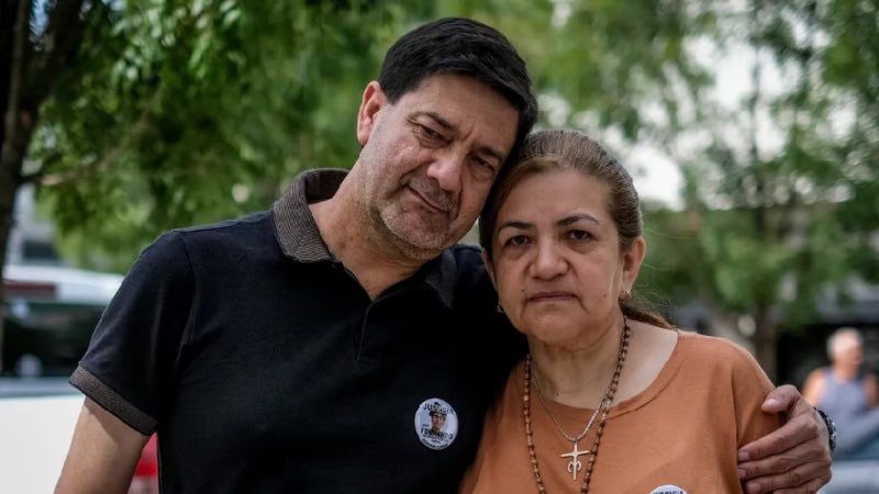 Soymanumartin's tweet photo. 🙏🏼 Justicia por Fernando Báez Sosa 🙏🏼

🚨 PERPETUA: Thomsen, Luciano y Ciro Pertossi, Comelli, Benicelli

🚨 15 AÑOS DE PRISIÓN: Viollaz, Cinalli y Lucas Pertossi

#JusticiaPorFernandoBaezSosa https://t.co/bkpgGQVaI1