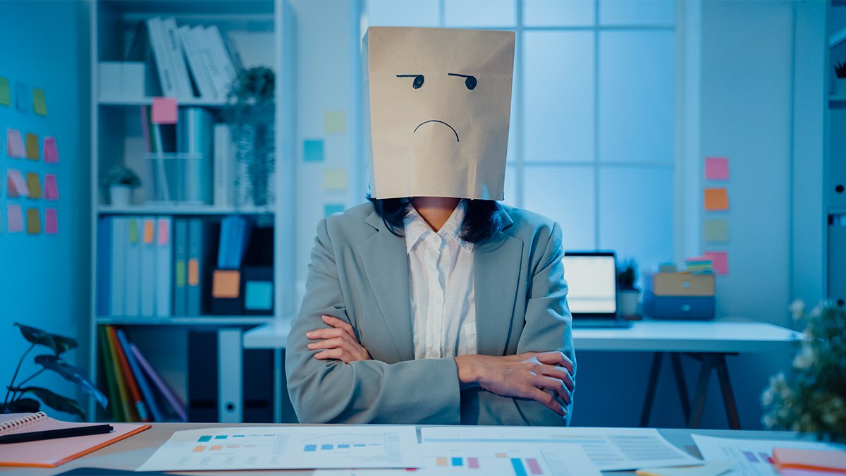 😱 Coup de tonnerre dans l’ #insurtech avec @wefoxHQ qui annonce licencier 140 personnes !

🙊 Curieuse nouvelle quand on sait que Julian Teicke, son CEO, avait fustigé ses pairs qui avaient actionné l’option licenciement.

👉 buff.ly/3X9h7jF

#insurance #layoff #digital