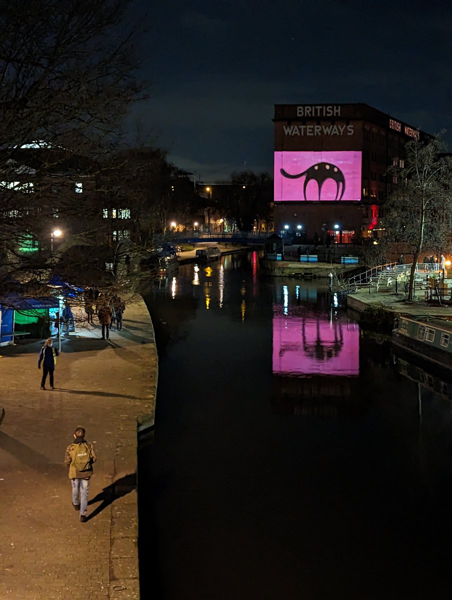filmhubmidlands's tweet photo. Reflections lit up our nights during #NottinghamLightNight  📽️

@CRTEastMidlands #LightNightNotts https://t.co/93fdMGVhJY
