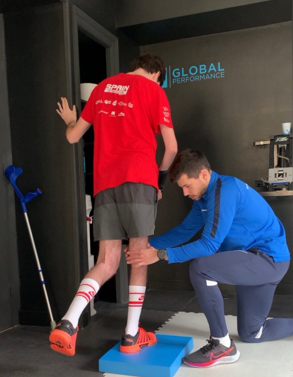 CdiaAran's tweet photo. Joaquim Segú sigue la recuperación de una larga lesión en la cabeza del fémur 

Ánimo Joaquim!!! Te esperamos pronto ⛷⛷
#esqui #snowboard #esquialpino #TeamCDIA https://t.co/G6GoPAVl1H