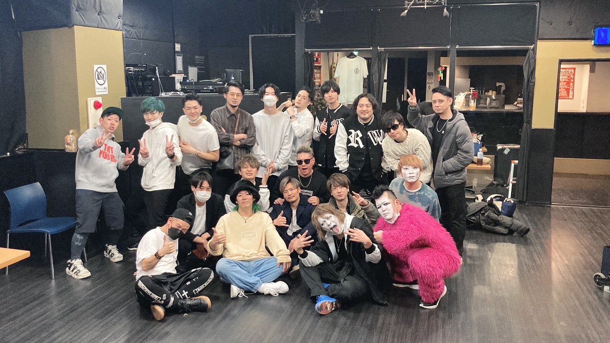 kohei_tripper's tweet photo. 楽しい日@浅草Goldsoundsあざしたー シンプルなイベントタイトルだとやるべき事が明確でいいね アーカイブ3日間残るらしいので、よければ改めて楽しんでもらえたら 投げ銭のお礼もあるので興味のある方は是非とも お腹すいたけどこのまま寝る みんなありがとねー また会いましょー https://t.co/dK4P2K4nmd