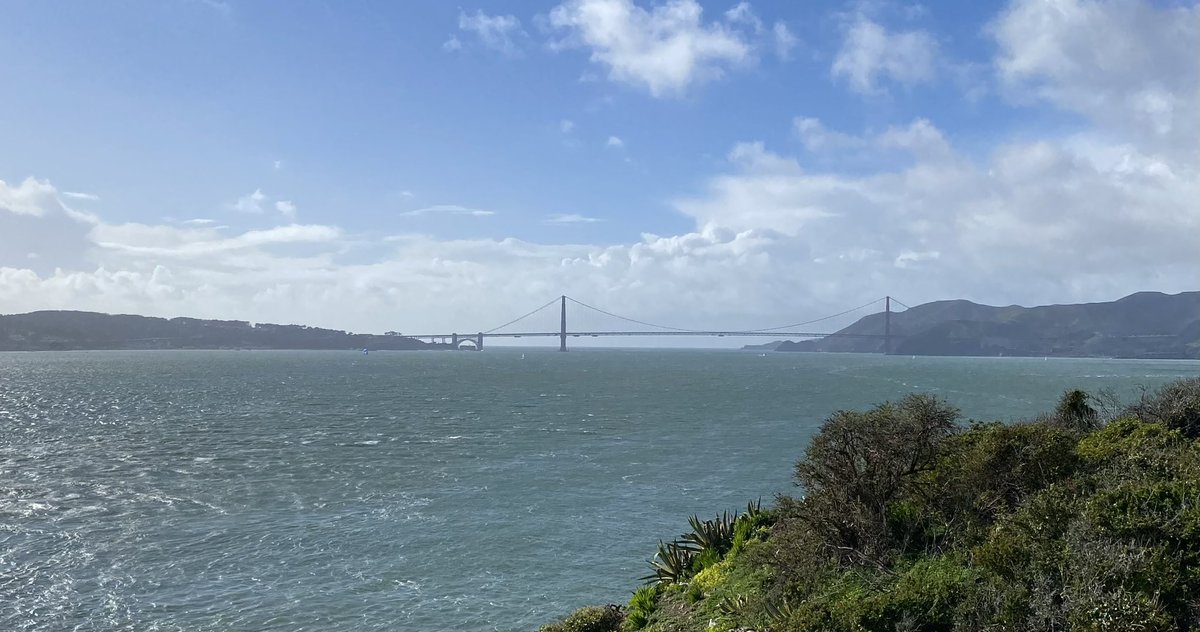 timoiseppala's tweet photo. In transition from @UCBerkeley (#BRIE) to @UCSanDiego (#BRIEAsWell)… Topic of discussion: “The future research agenda of #intelligenttools” https://t.co/1bY1WZ0HIP @EtlaNews @brie_etla #EtlaTech https://t.co/DqzsoHLfTc