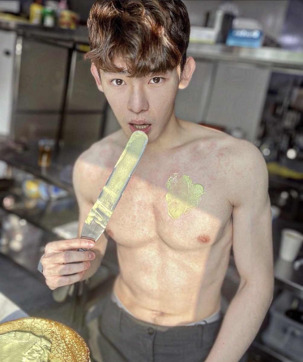 lv_0129's tweet photo. 同事說我的剛剛好😳
大小真的很重要。不管長.短.粗.細.軟.硬
任何形狀和尺寸適合自己才是最好的❤️
————————————————
抹刀尺寸非常多
從10公分到30公分的超長型應有盡有，
有時候不一定是又長又硬的最好，
還是要依照你想做的甜點大小來做選擇。
如果你是新手，建議以長度為15到18公分的款式開始。 https://t.co/v9GYsr1ngd