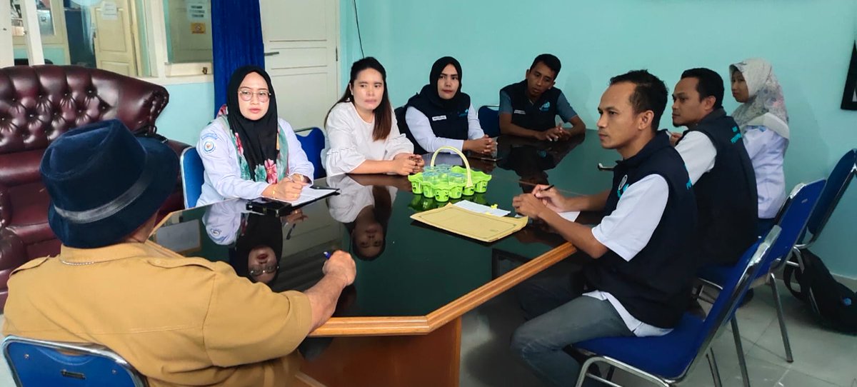 AnisTriandini's tweet photo. Senin, 06 Februari 2023
Koordinasi Penyuluh Perikanan bersama Kepala Dinas Perikanan Kabupaten Bangka Bapak Drs. Arman  Mengenai SK Penyuluh Perikanan Bantu Th.2023 dan 
#GiatLuhkanSatminkalBRPPUPP https://t.co/uWUnqBnCSj
