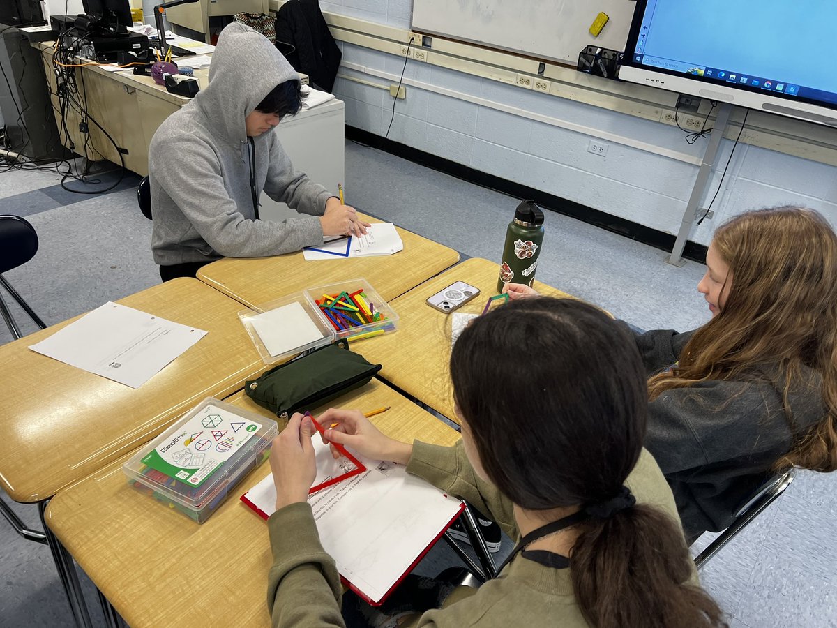 Taramauer's tweet image. Geometry students using GeoStix to explore Kite Properties this morning in Mrs. Xavier’s class #studentengagement #OHSMath @OSchoolsPR @TeachMitch @DianeProvvido