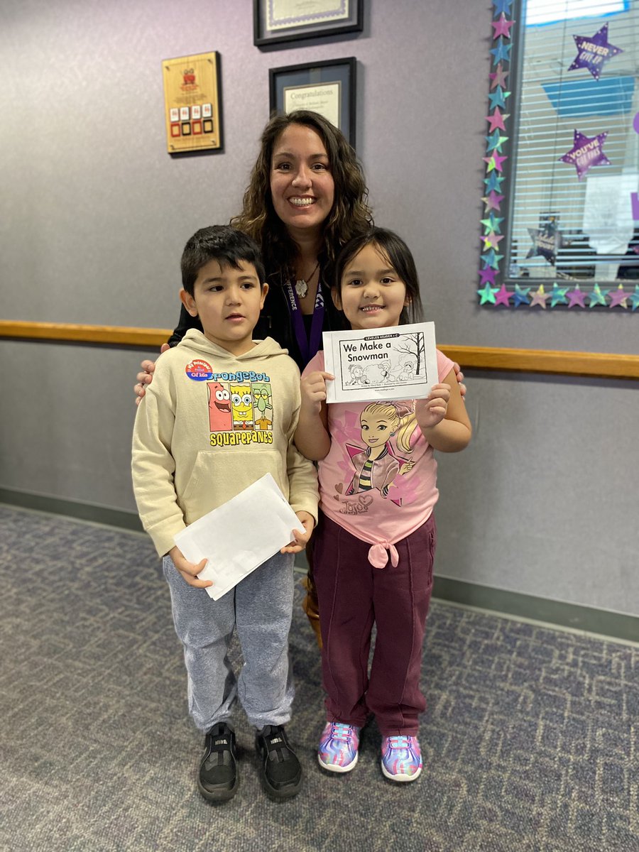 Maplewood Elementary (@mwewayne) on Twitter photo Look at these Out of This World Readers! Don’t tell me ‘Kindergartners don’t read’ - <a href="/seancross27/">Sean Cross</a> and I will prove you wrong! <a href="/WayneTwpSuper/">Dr. Jeff Butts</a> #wearewayne #proudprincipal <a href="/MrGMWE/">Sean Grimes</a> <a href="/jmoore5754/">Julie Moore</a> Look at these Out of This World Readers! Don’t tell me ‘Kindergartners don’t read’ - <a href="/seancross27/">Sean Cross</a> and I will prove you wrong! <a href="/WayneTwpSuper/">Dr. Jeff Butts</a> #wearewayne #proudprincipal <a href="/MrGMWE/">Sean Grimes</a> <a href="/jmoore5754/">Julie Moore</a>