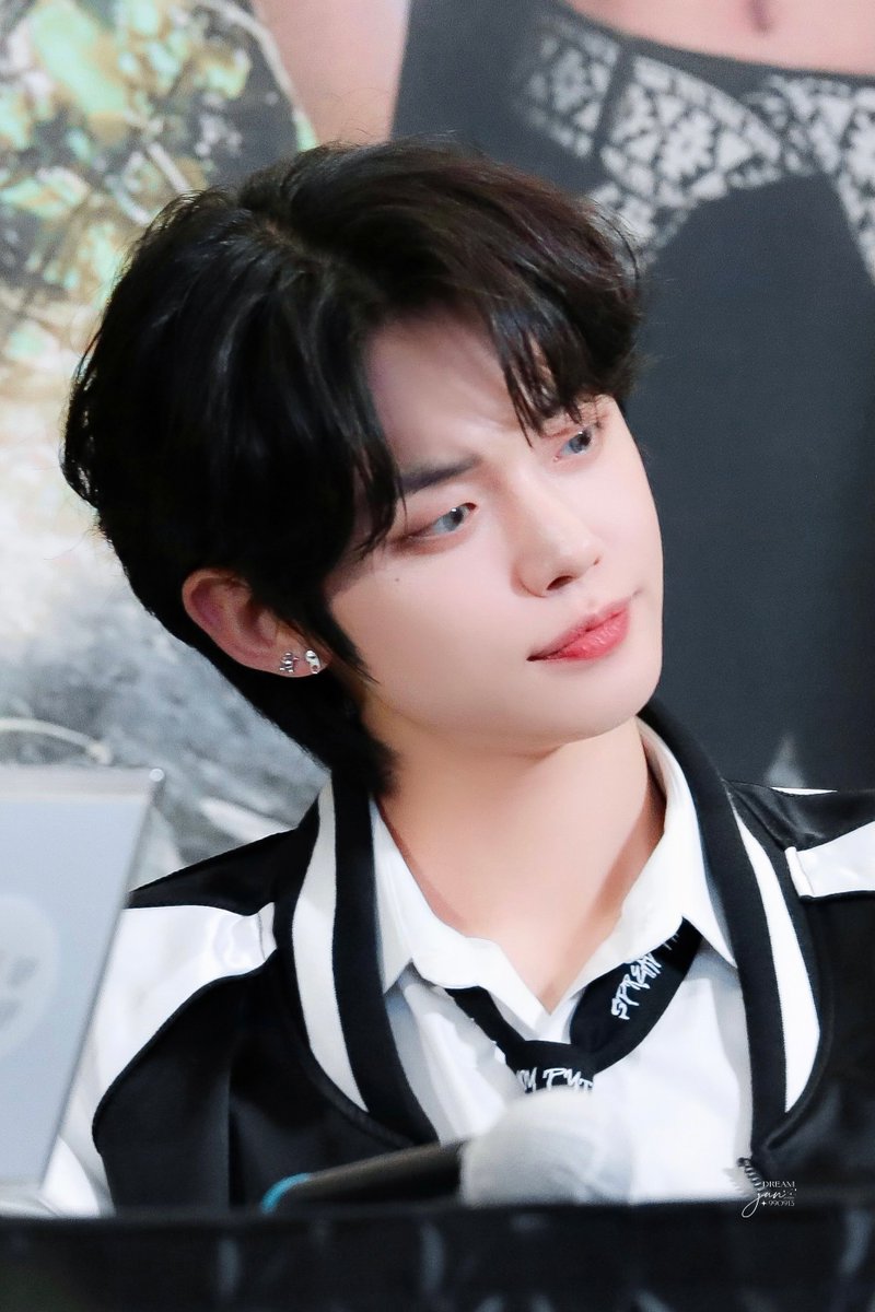 DREAMJun_0913's tweet photo. 230206

#연준                   
#YEONJUN https://t.co/5xL7E39nKv