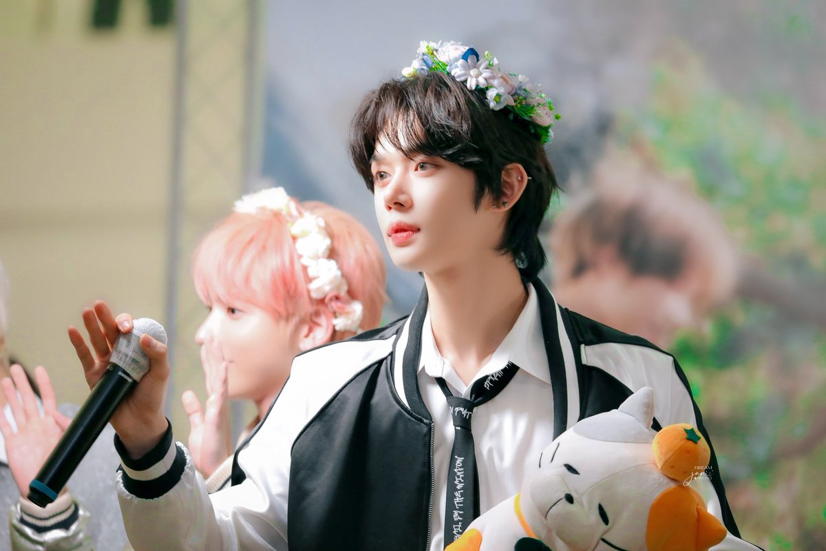 DREAMJun_0913's tweet photo. 230206

#연준                   
#YEONJUN https://t.co/5xL7E39nKv