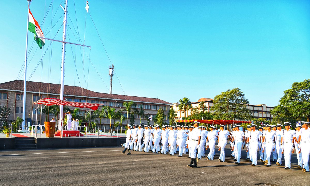 PRODefPune's tweet image. Passing out ceremony of 35th batch of Merged Apprentice Artificer Course (MAAC-35) was conducted at @IN_INSShivaji  #Lonavla on 04 Feb 23. 109 trainees  including three from @IndiaCoastGuard &amp;amp; two from friendly foreign countries successfully completed 117 weeks of training.