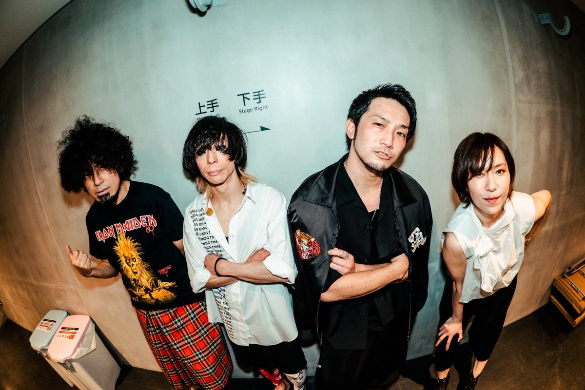 日本工学院
Zepp横浜ありがとう

次世代ウンザをたくす！

撮影:オカベメイ