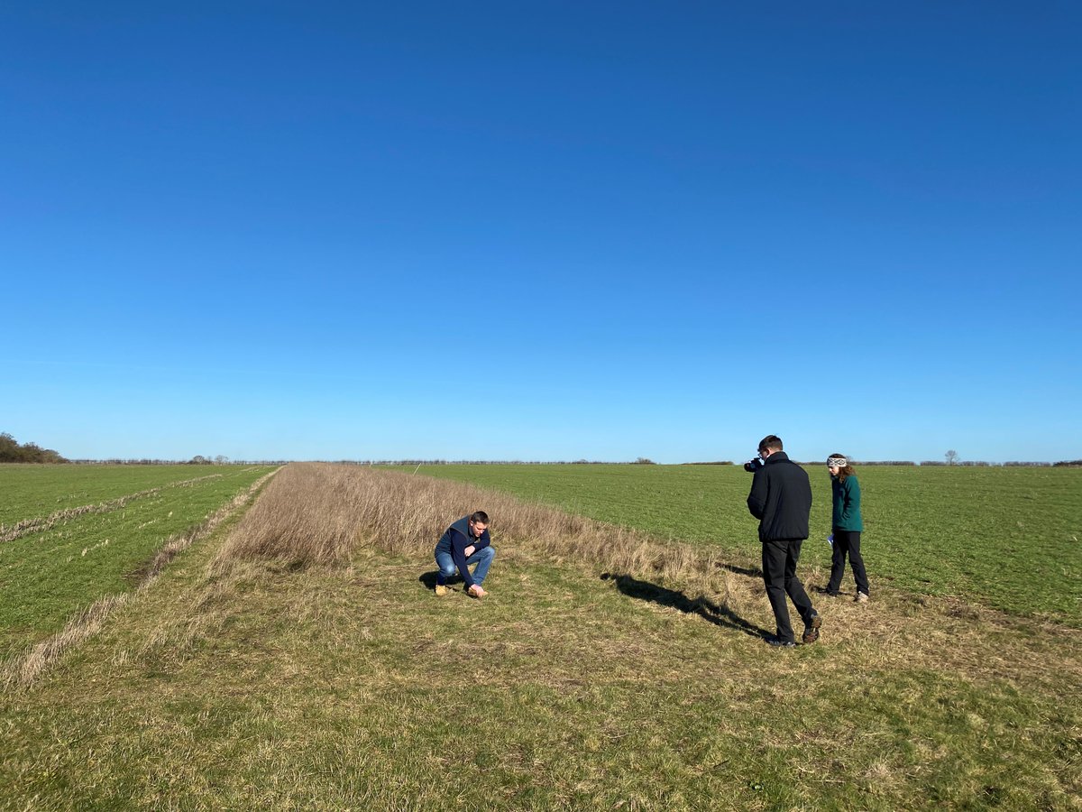 LEAF_Farming's tweet photo. Couldn’t be a more spectacular day to be out and about in Suffolk with the @The_Barker_Boys, filming for our next Catchment Sensitive Farming video on IPM! 🌞🐛🐞
#integrated #pestmanagement #sustainable #climatepositive #collaborative #LEAFDemoFarm
@MeganWhatty https://t.co/dmAeUkxboe