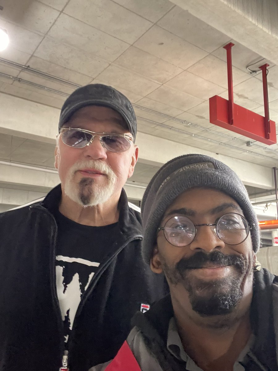 HavikFanChaos's tweet photo. Recently got to meet @Ryback and @ScottSteiner at work. How cool is that!! #feedmemore #nwo4life #nwo #thebigguy #freakzilla #bigbadbootydaddy #toosweet https://t.co/AijqFnHsgo