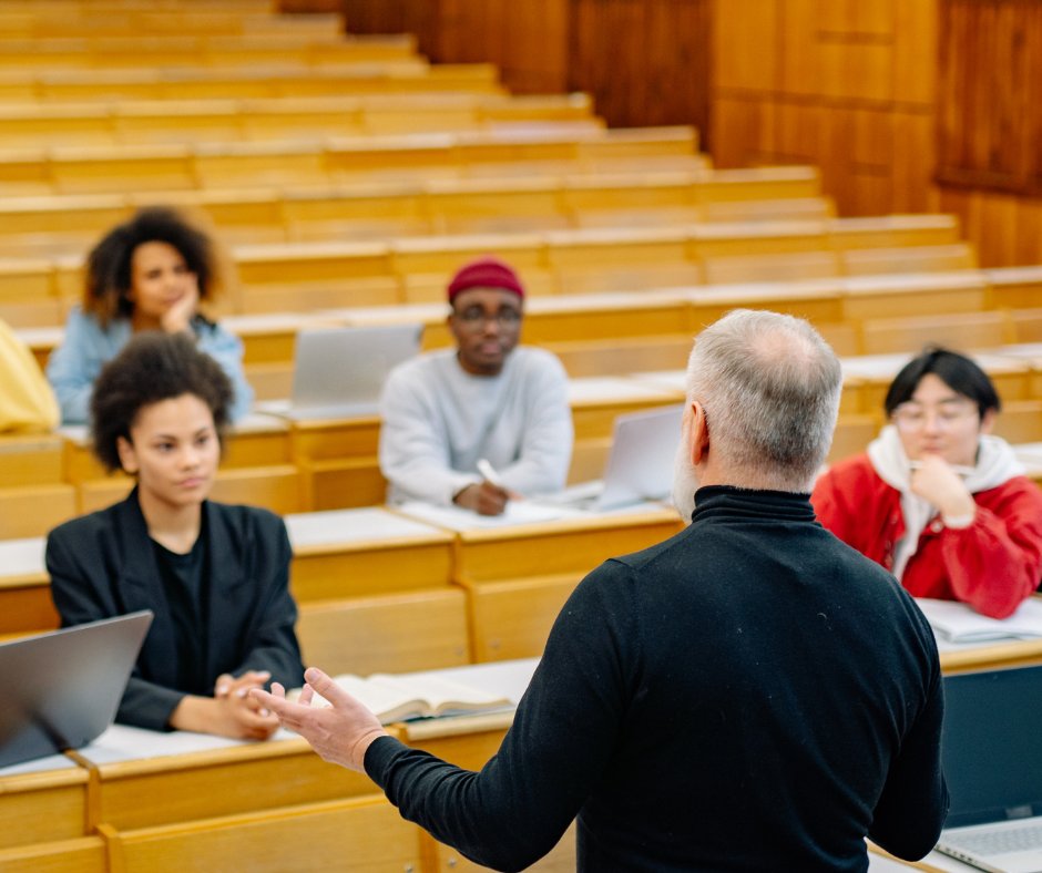 AbilityNet's tweet photo. More than 200 people working in Higher Education responded to our Attitudes to #DigitalA11y Survey. The findings show that universities still face challenges in meeting their legal responsibility to provide accessible services for disabled students: https://t.co/Pjvu4QKhW3 https://t.co/dPm8DrGriK