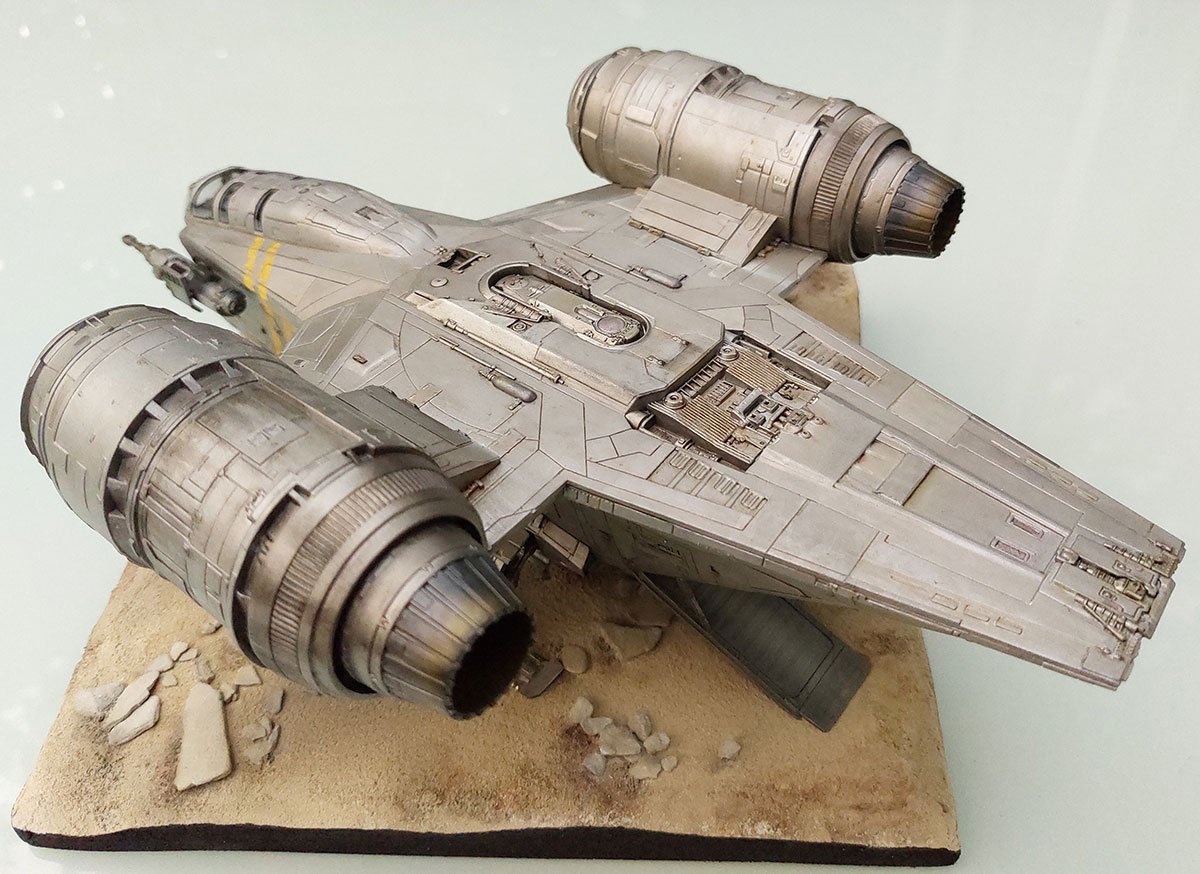 RevellGermany's tweet photo. Razor Crest in scale 1:72 built by Martin Hulst.
#revellgermany #scalemodel #discoverrevell #modellbau #razorcrest #crest #mandalorian #starwars #themandalorian #therazorcrest #revellrazorcrest #thebookofbobafett #revellkit #bobafett #modelkit #modelkitstarwars https://t.co/f0AQ4Dedbm