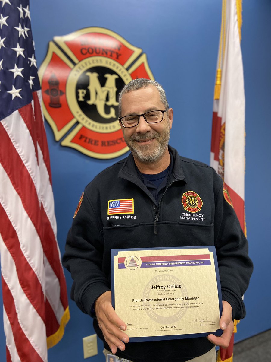 MartinCountyEMA's tweet photo. Congratulations to Jeff who just received his Florida Professional Emergency Manager certificate ๐ฅณ #FPEM @FEPA_FL #professionaldevelopment https://t.co/xkn92vi3vs