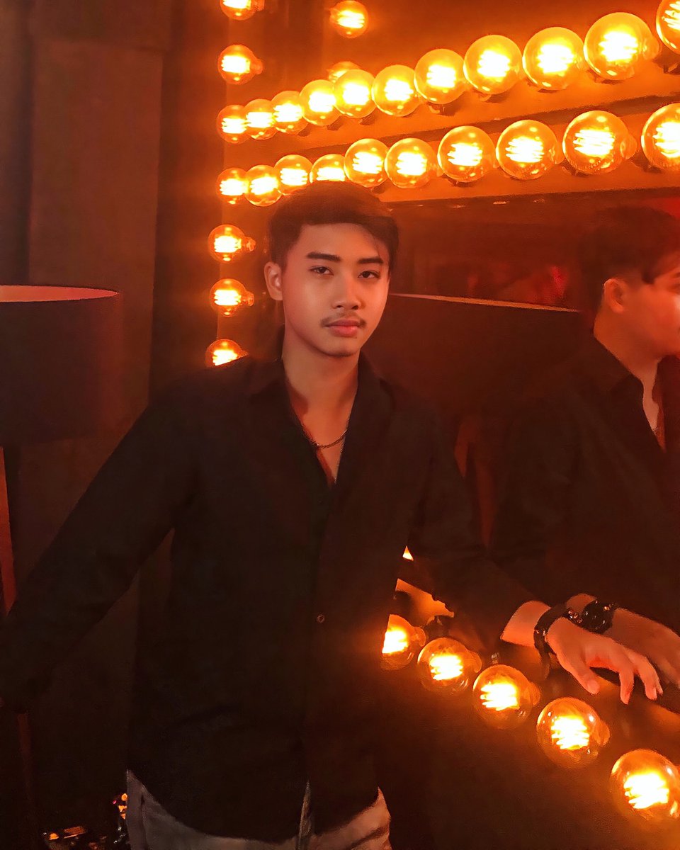 ភ្លេចផុស