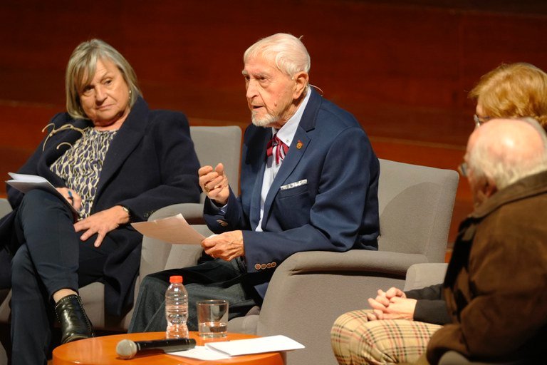 iec's tweet photo. La presidenta Cabré i Joan Veny, Gemma Rigau i Albert Turull, membres de la Secció Filològica, van participar ahir diumenge en l'acte a @AuditoriEG que va donar el tret de sortida a l'@AnyVallverdu 
Més informació
👇
https://t.co/ESfjsbgBLx https://t.co/eKoiCED87J