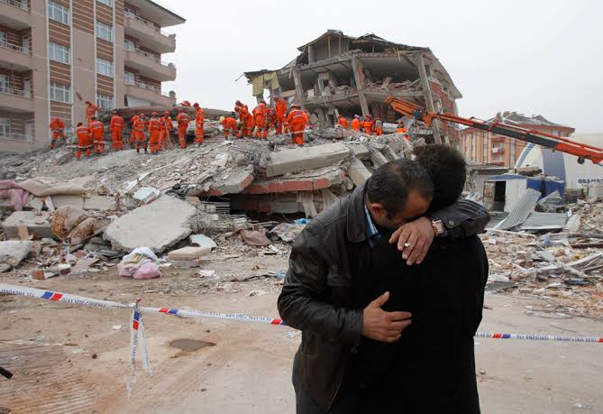 It's really sad to heard and see the news from turkey and Syria right now...wish all the people could stand and struggle to passed this time.
Depth condolences to all Turkey and Syria people.

Wish you all in a good conditions.